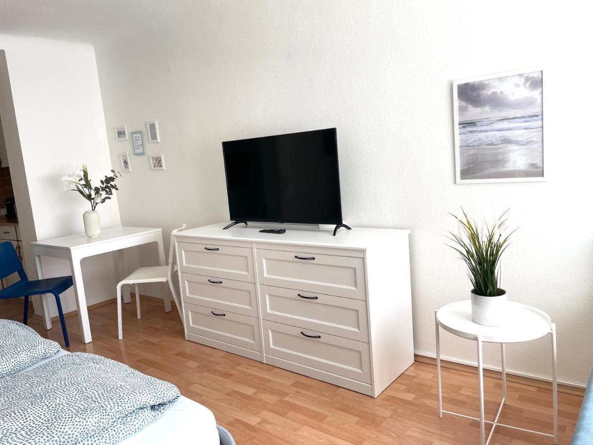 Cosy Apartment Near Schoenbrunn & Meidlinger Market Bécs Kültér fotó